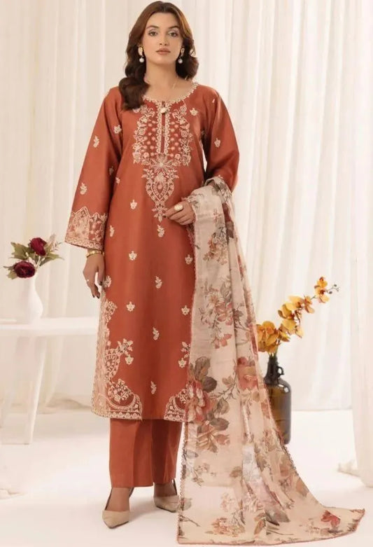 Pakistani Women's Embroidered Kurta Set with Chiffon Dupatta
